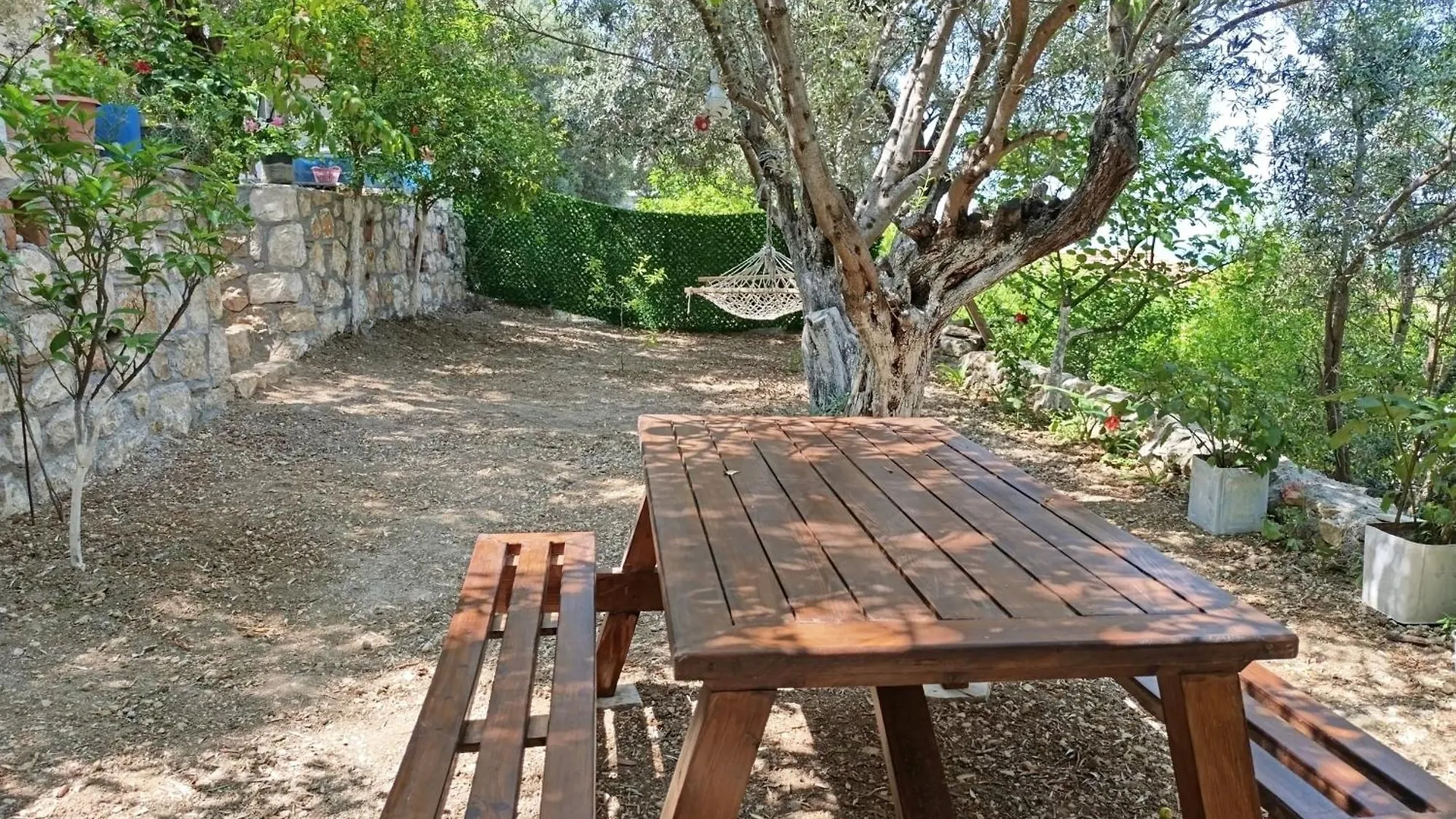 Olive Grove Mansion - Koesedere Village Karaburun